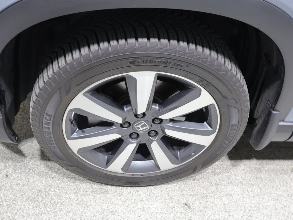 Used 2023 Honda Pilot Touring image 9