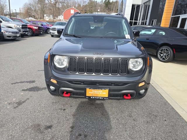 Certified 2022 Jeep Renegade Trailhawk AWD/4WD image 2