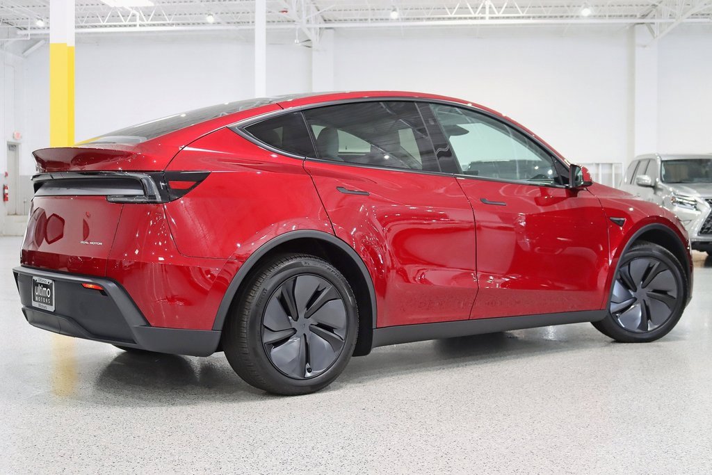 Used 2026 Tesla Model Y Long Range image 9