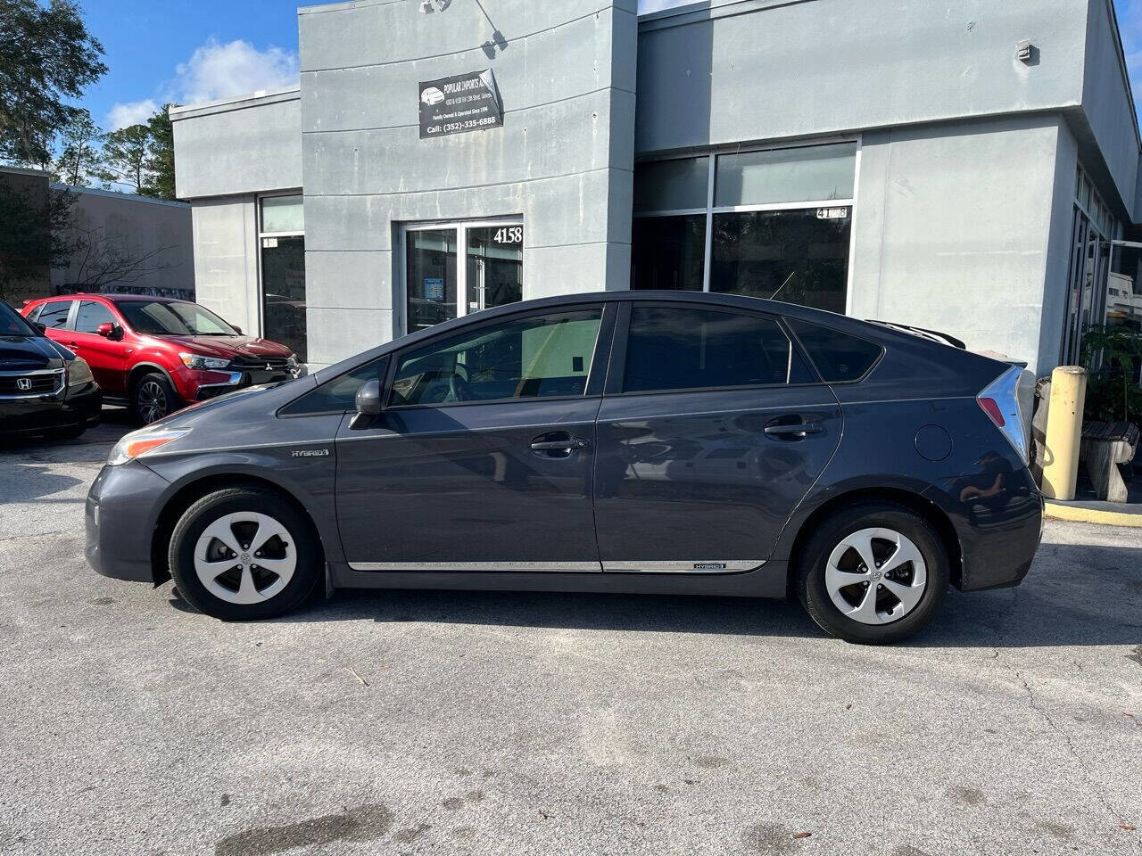 Used 2014 Toyota Prius Five image 12