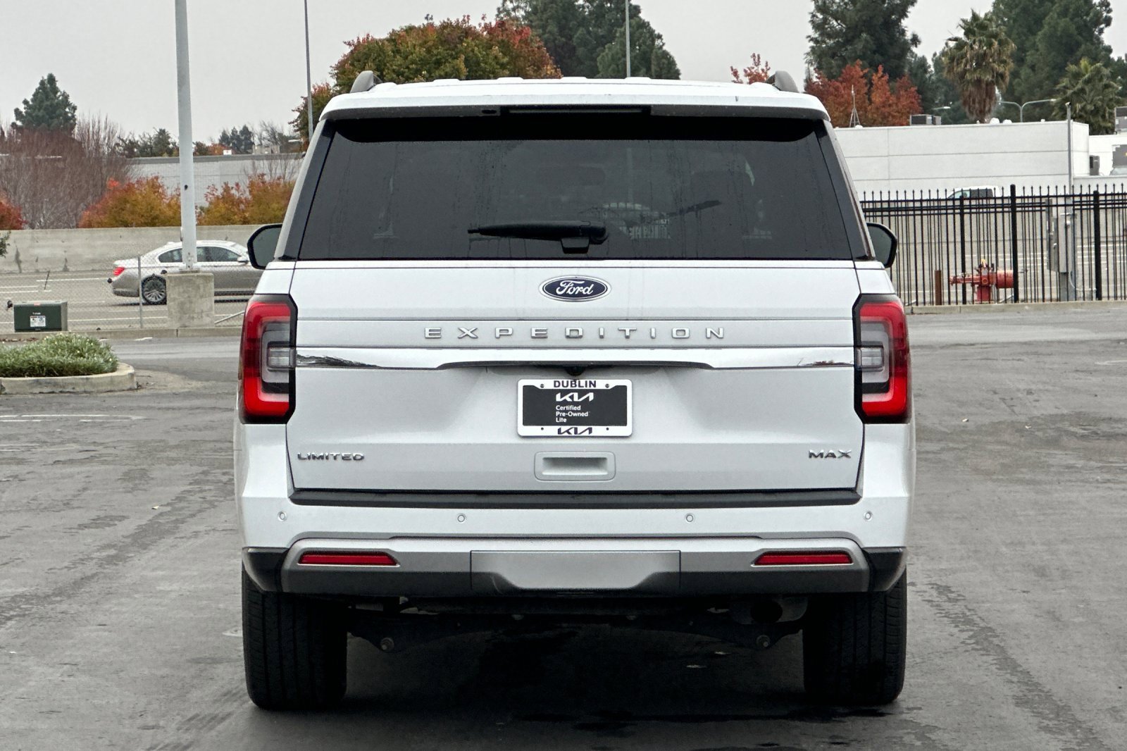 Used 2024 Ford Expedition Max Limited image 5