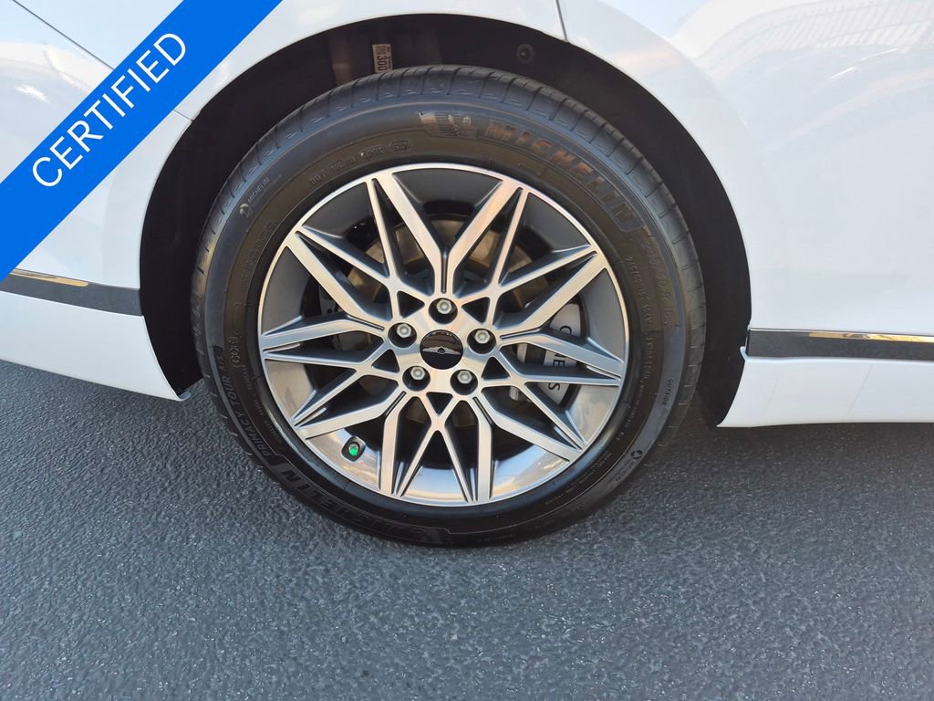 Used 2026 Genesis G80 2.5T image 9