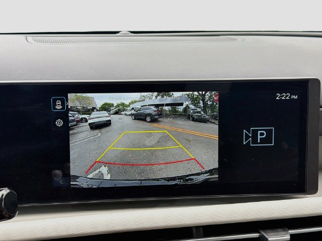 Used 2025 Hyundai Tucson SE FWD image 13