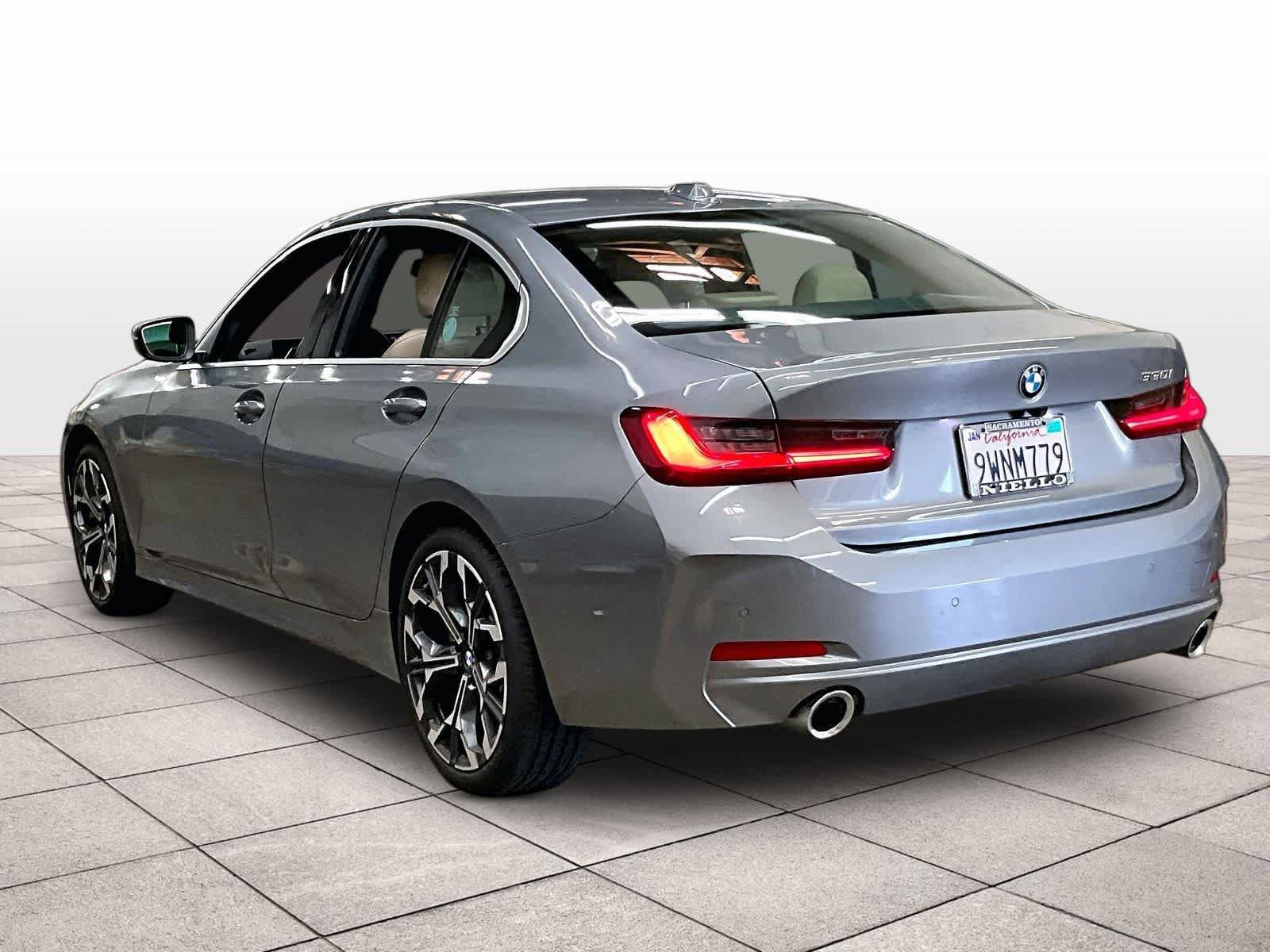 Used 2026 BMW 330i Sedan w/ Premium Package RWD image 15