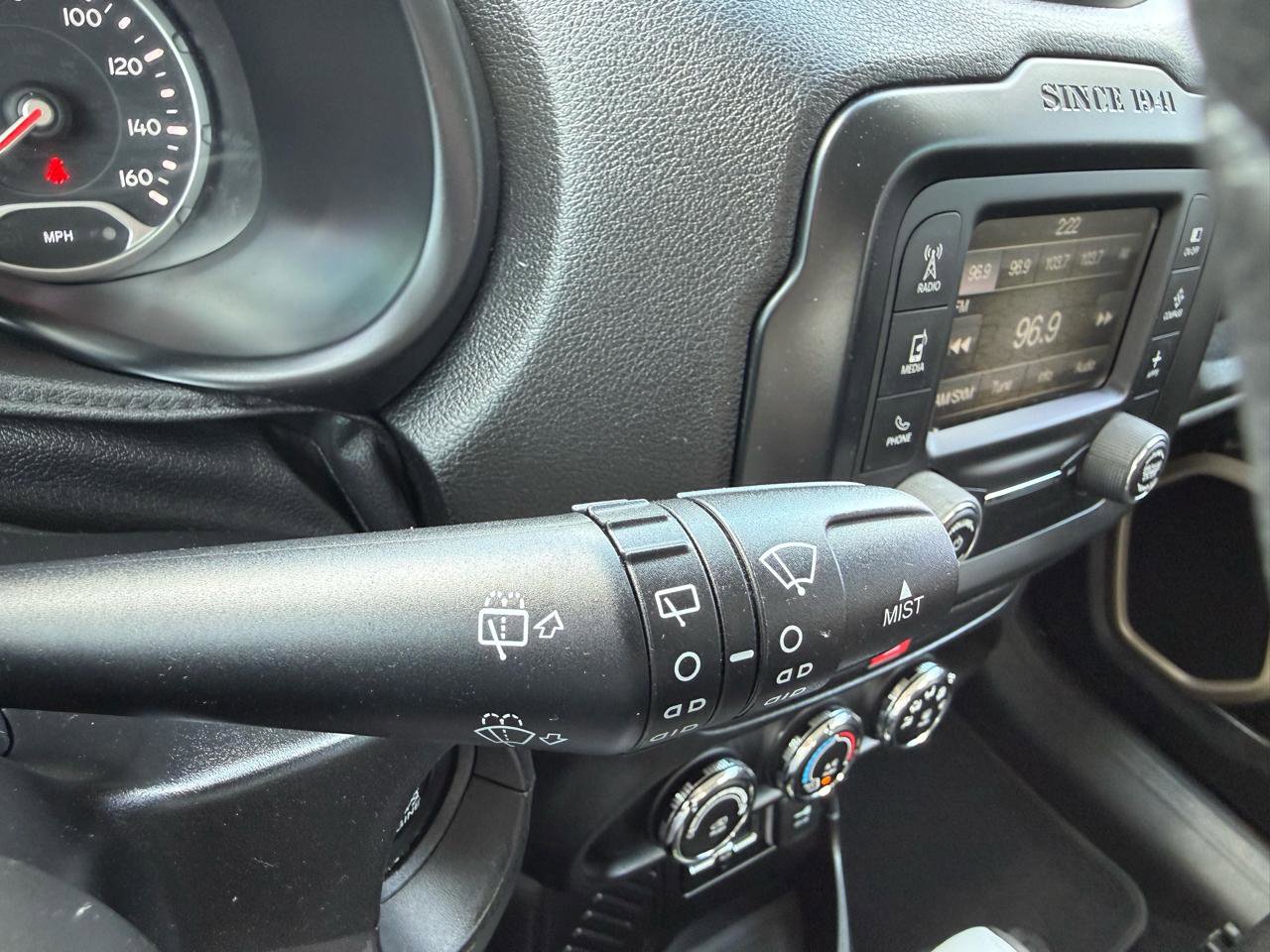 Used 2017 Jeep Renegade Sport w/ Power & Air Group image 20