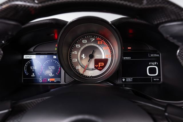 Used 2019 Ferrari Portofino RWD image 38