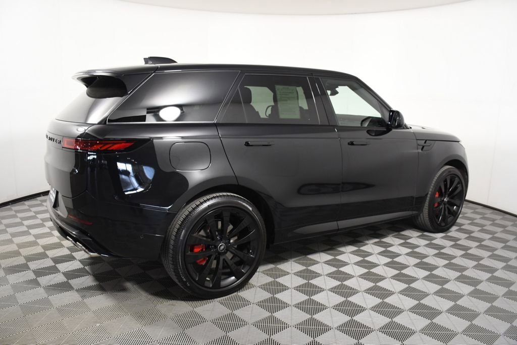Certified 2025 Land Rover Range Rover Sport Dynamic SE image 7