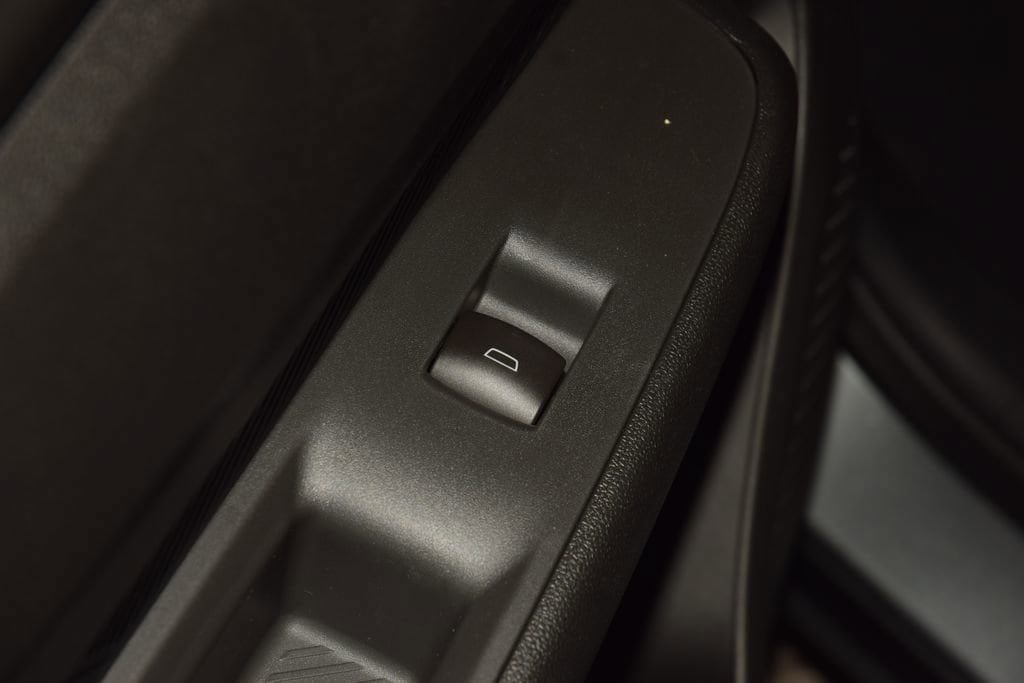 New 2027 Chevrolet Bolt LT FWD image 39