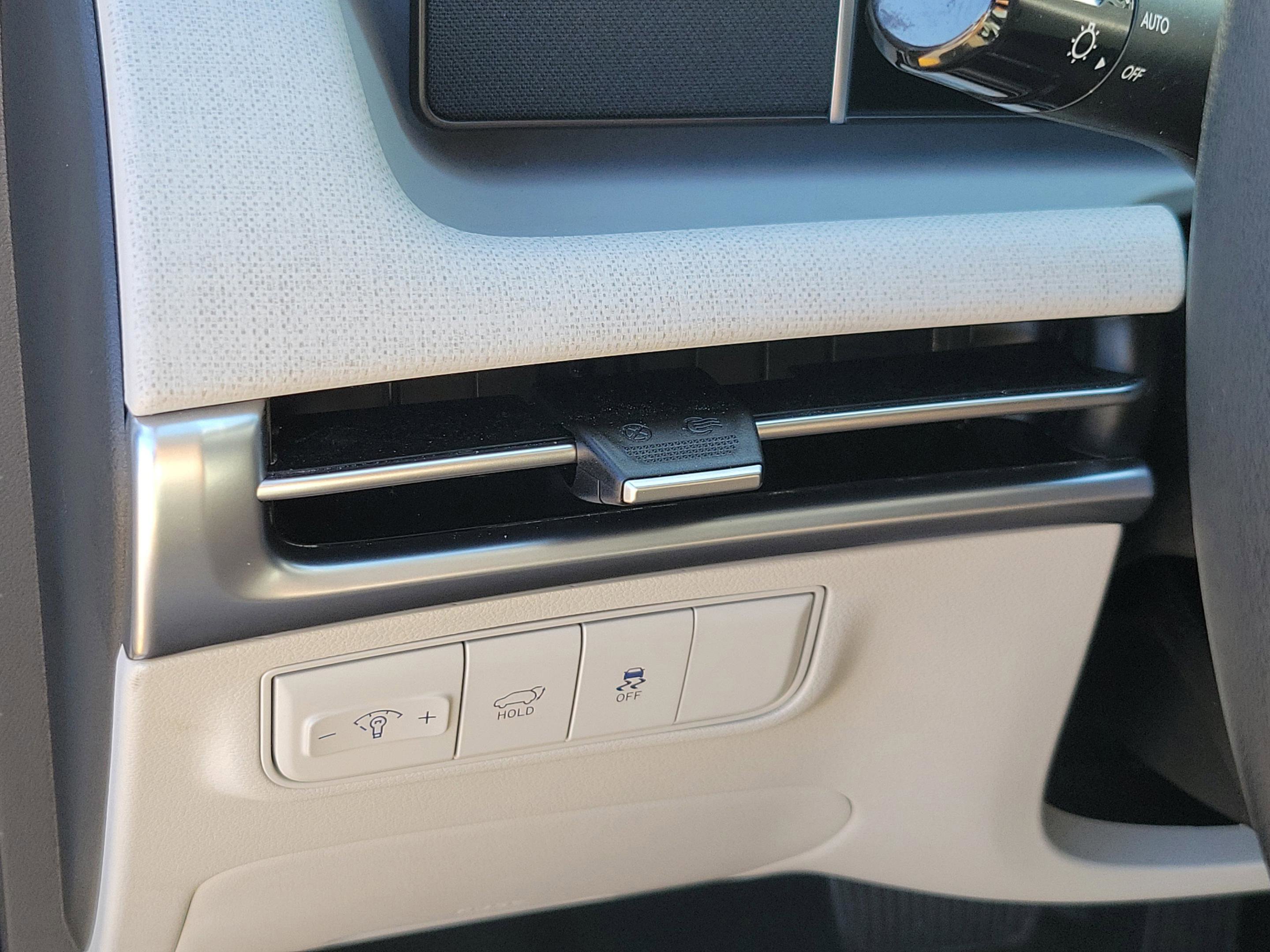 Certified 2025 Hyundai Tucson SEL image 32