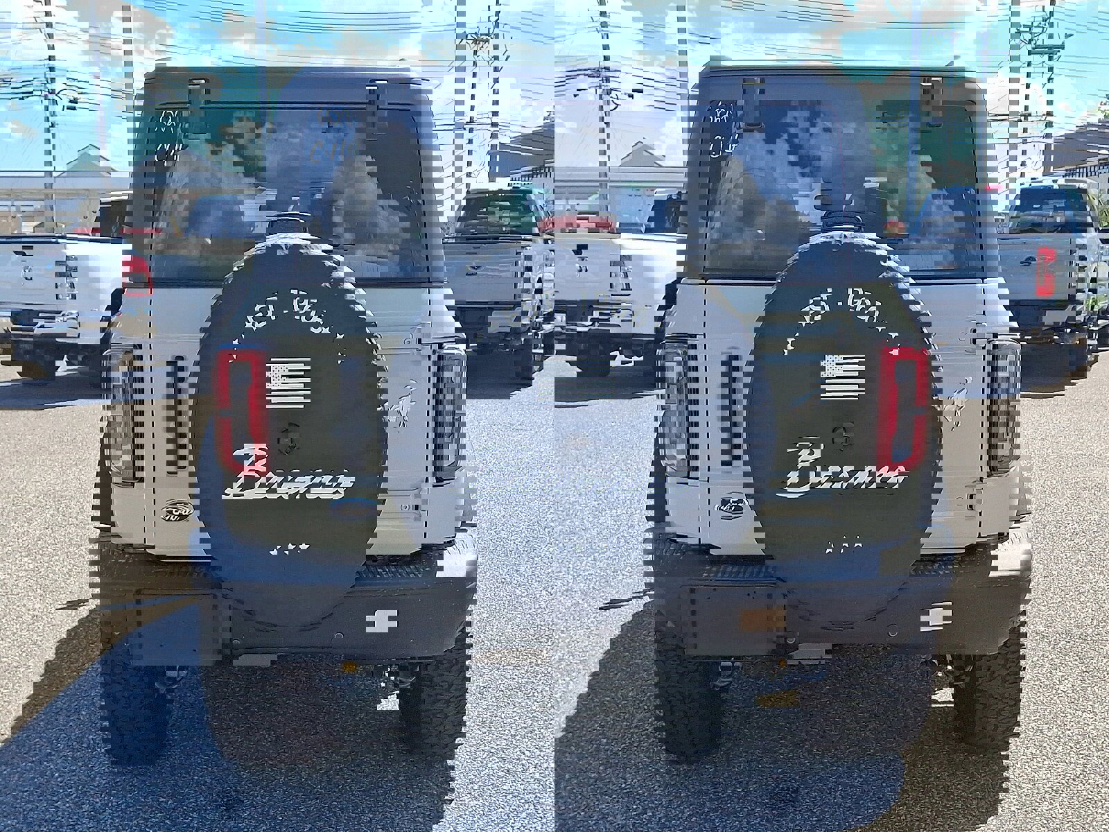 New 2025 Ford Bronco Badlands image 13