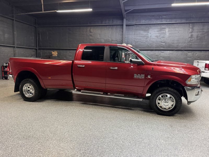 Used 2015 RAM 3500 Laramie AWD/4WD image 4