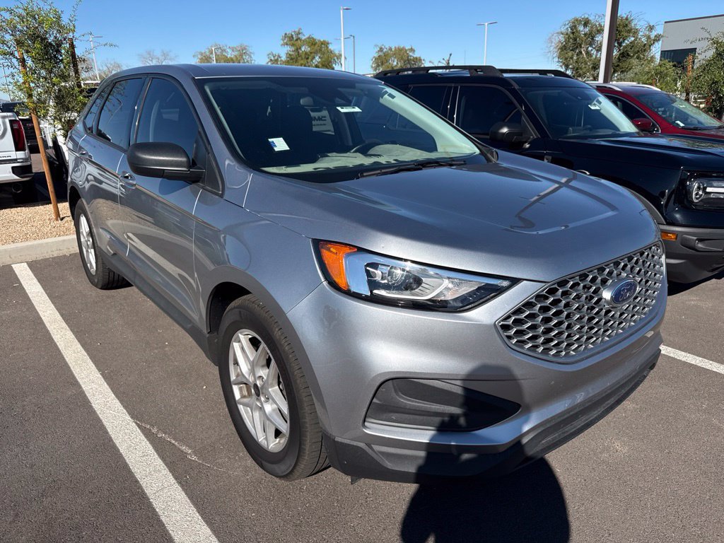 Used 2023 Ford Edge SE