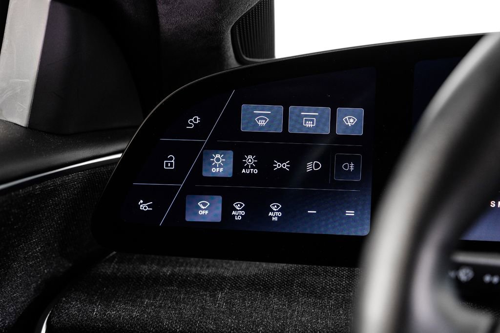 Used 2024 Lucid Air Pure image 16
