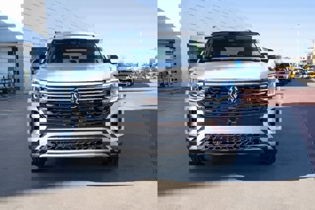 New 2026 Volkswagen Atlas Peak Edition image 9