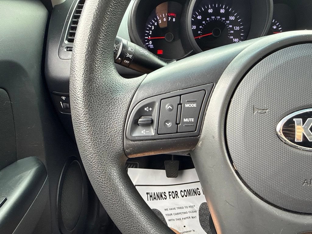 Used 2013 Kia Soul FWD image 26