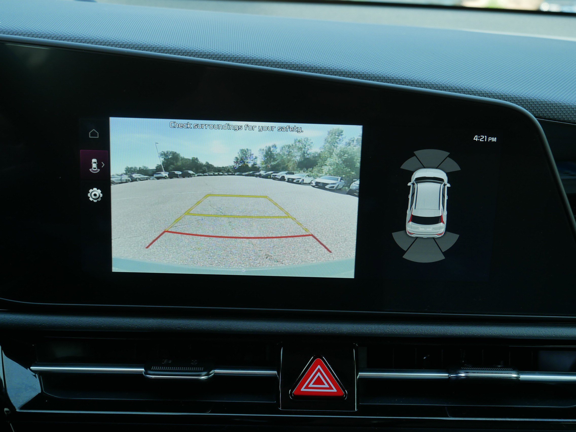 Certified 2025 Kia Niro SX Touring FWD image 27