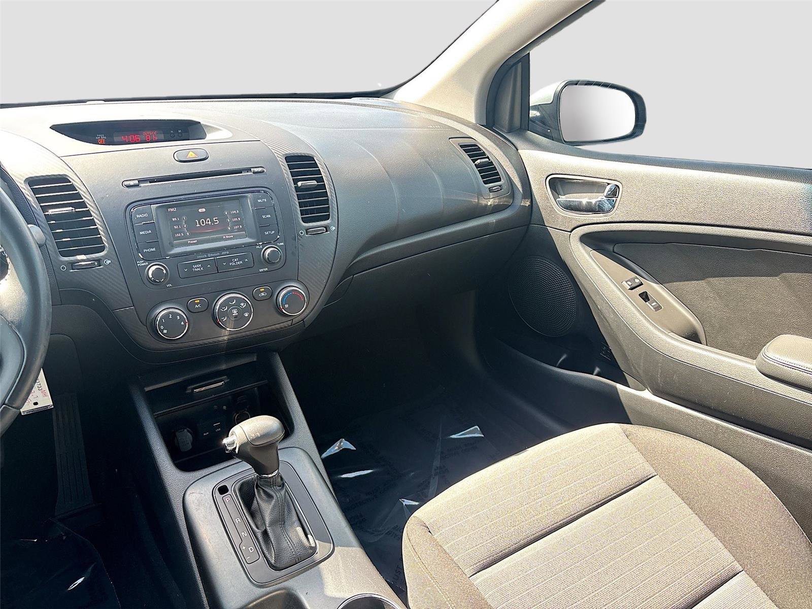 Used 2016 Kia Forte Koup EX FWD image 21