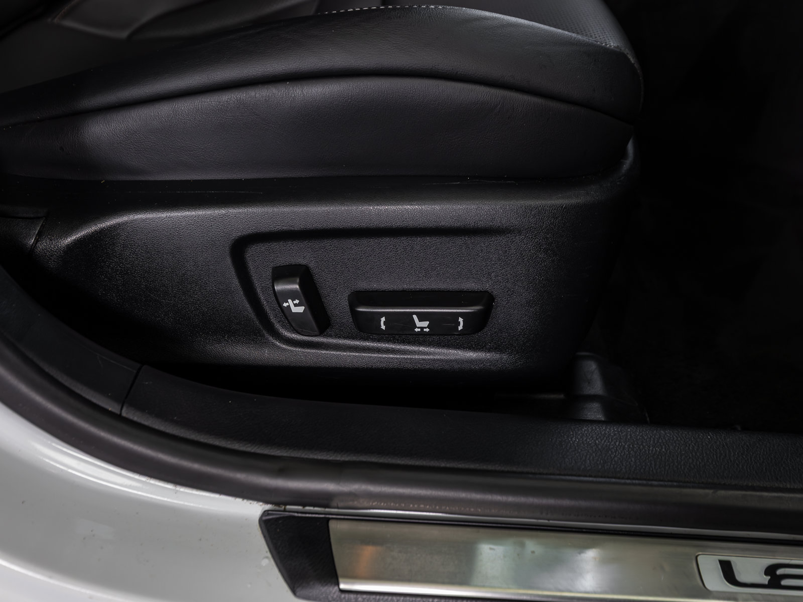Used 2018 Lexus IS 300 F Sport w/ F Sport Package RWD image 63