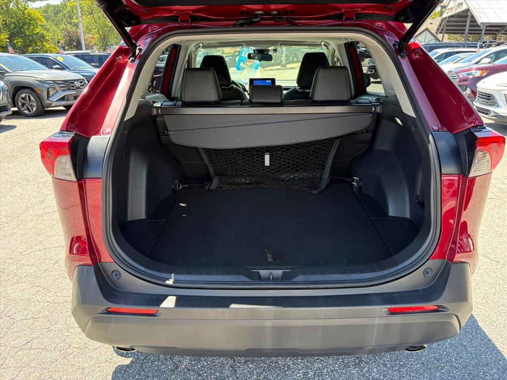 Used 2023 Toyota RAV4 XLE Premium AWD/4WD image 25
