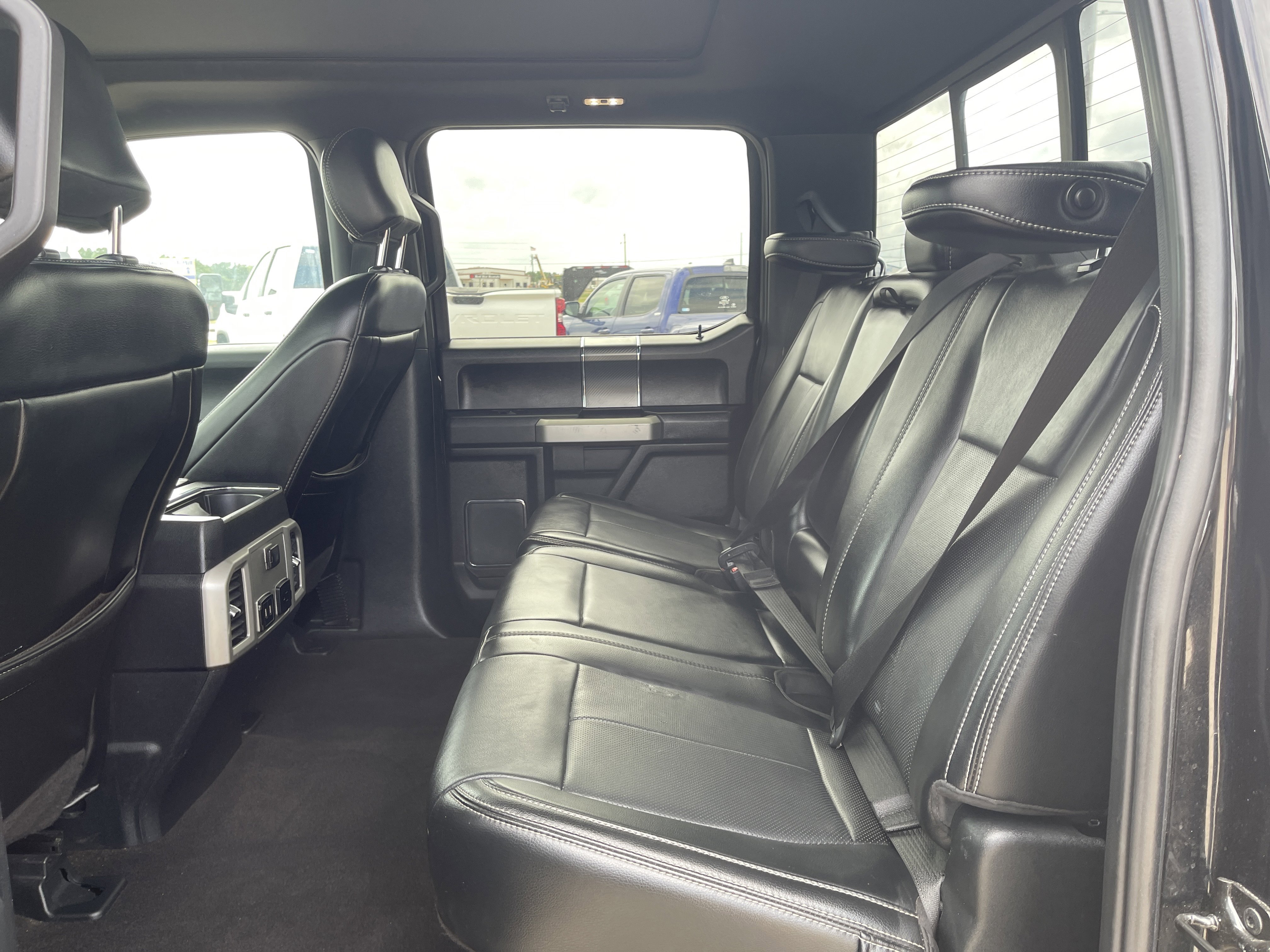 Used 2019 Ford F150 Lariat RWD image 38