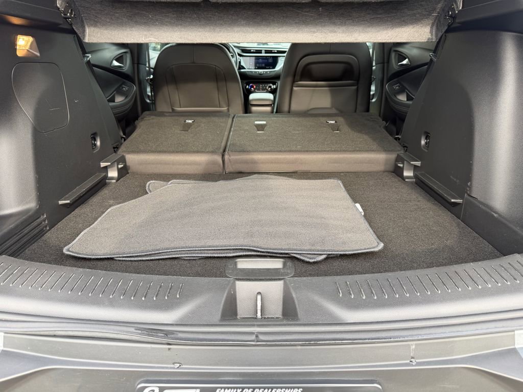 Used 2021 Buick Encore GX Preferred w/ Cold Weather Comfort Package image 31