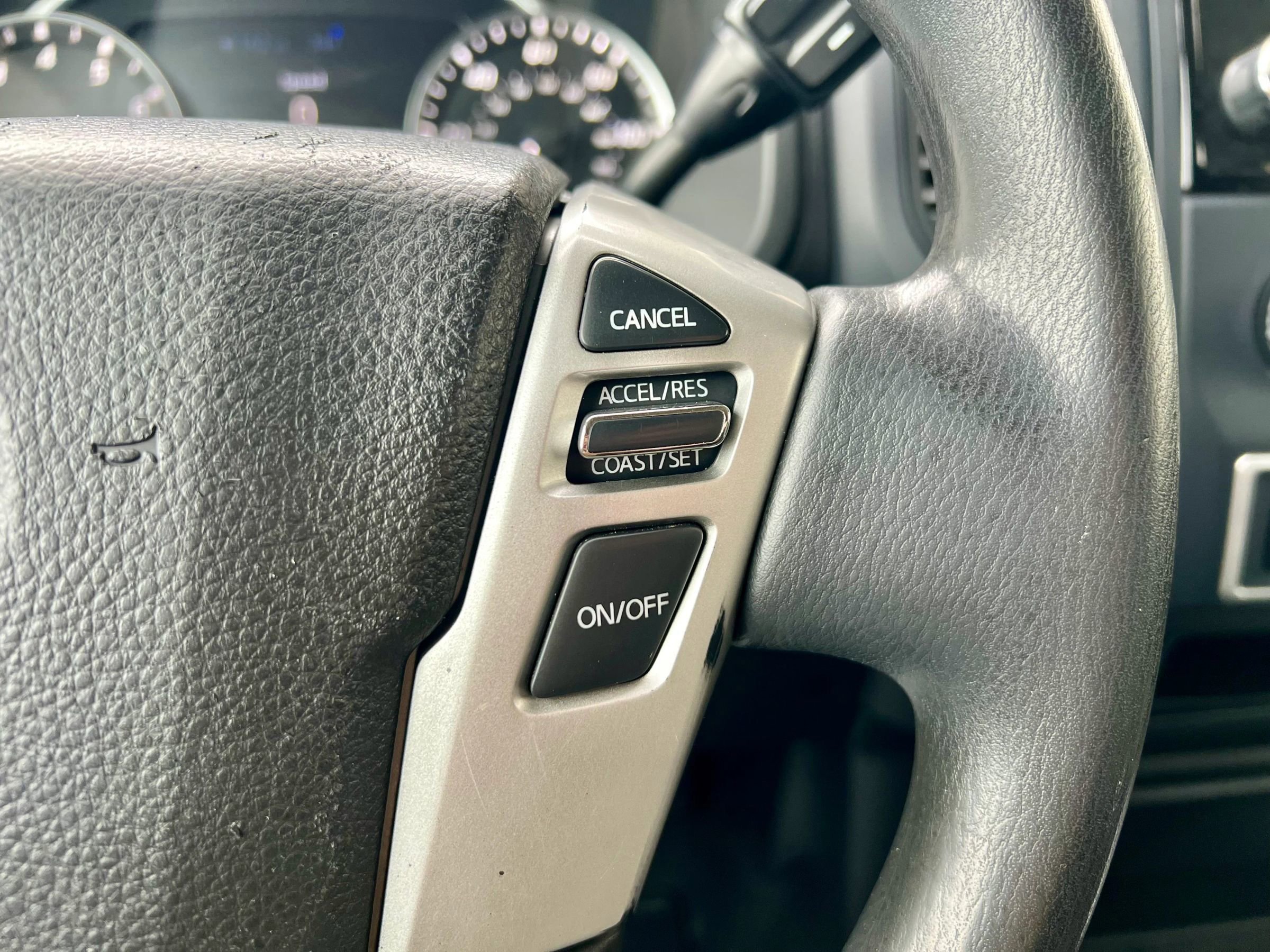 Used 2021 Nissan Titan S w/ S Utility Package image 17