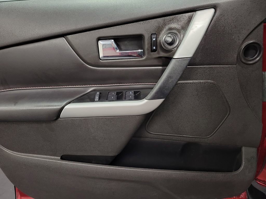 Used 2013 Ford Edge SEL image 23