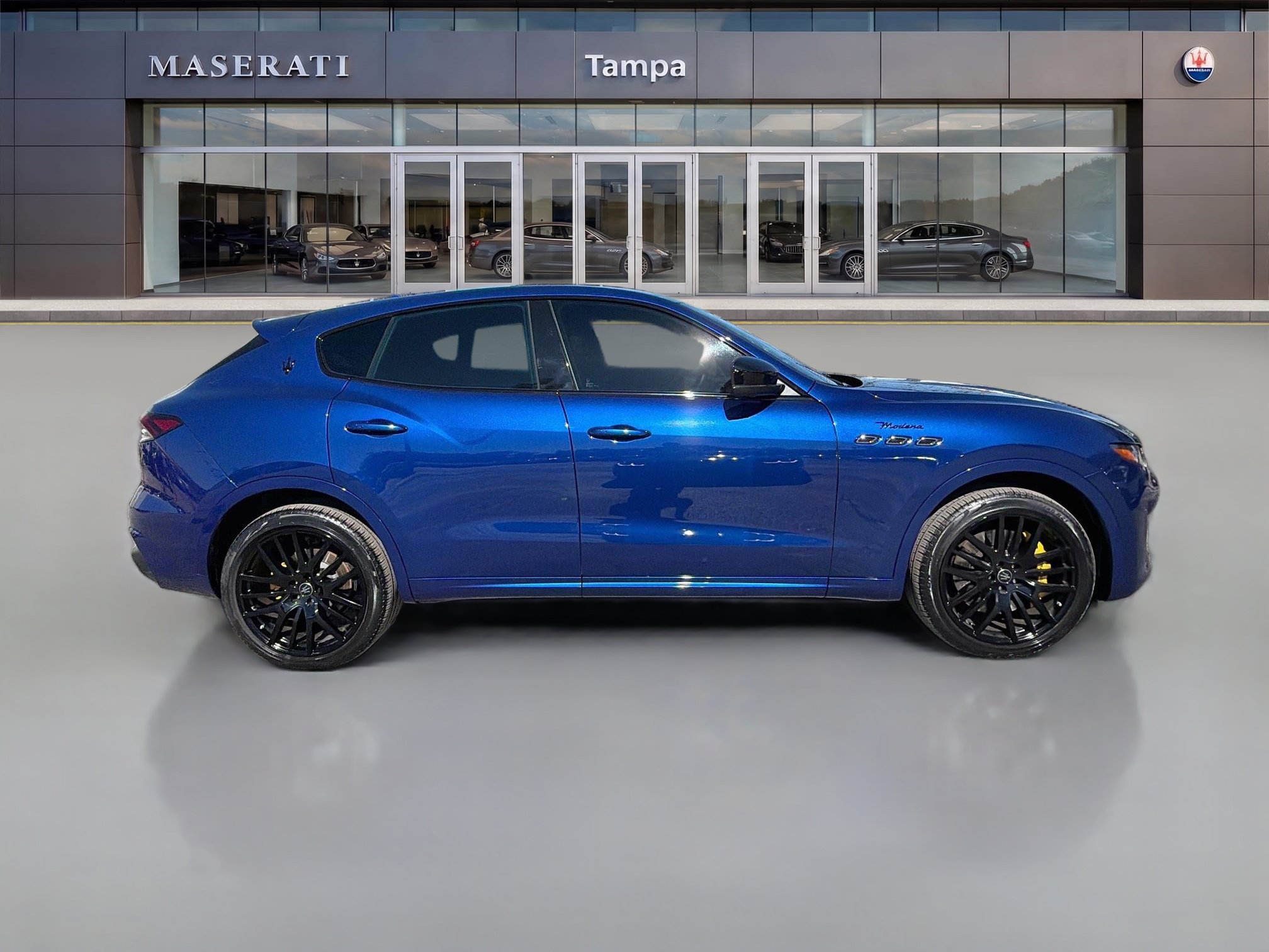 Used 2023 Maserati Levante Modena AWD/4WD image 2