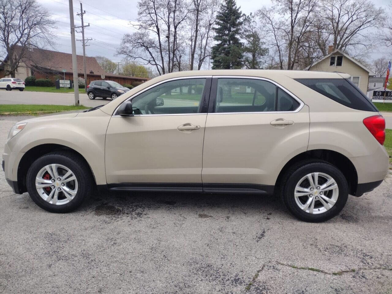 Used 2011 Chevrolet Equinox LS image 5
