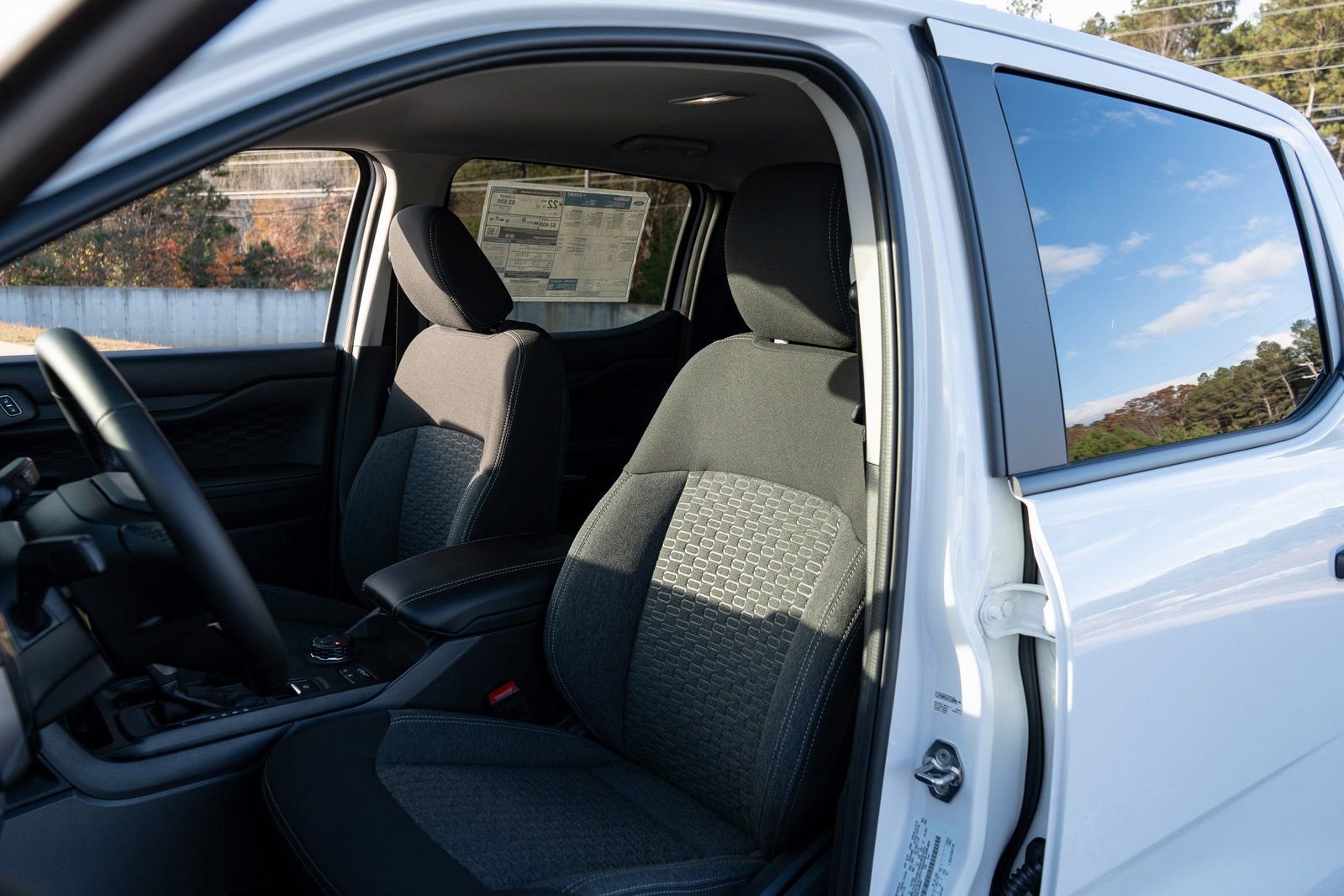 New 2025 Ford Ranger XLT w/ FX4 Off-Road Package image 15