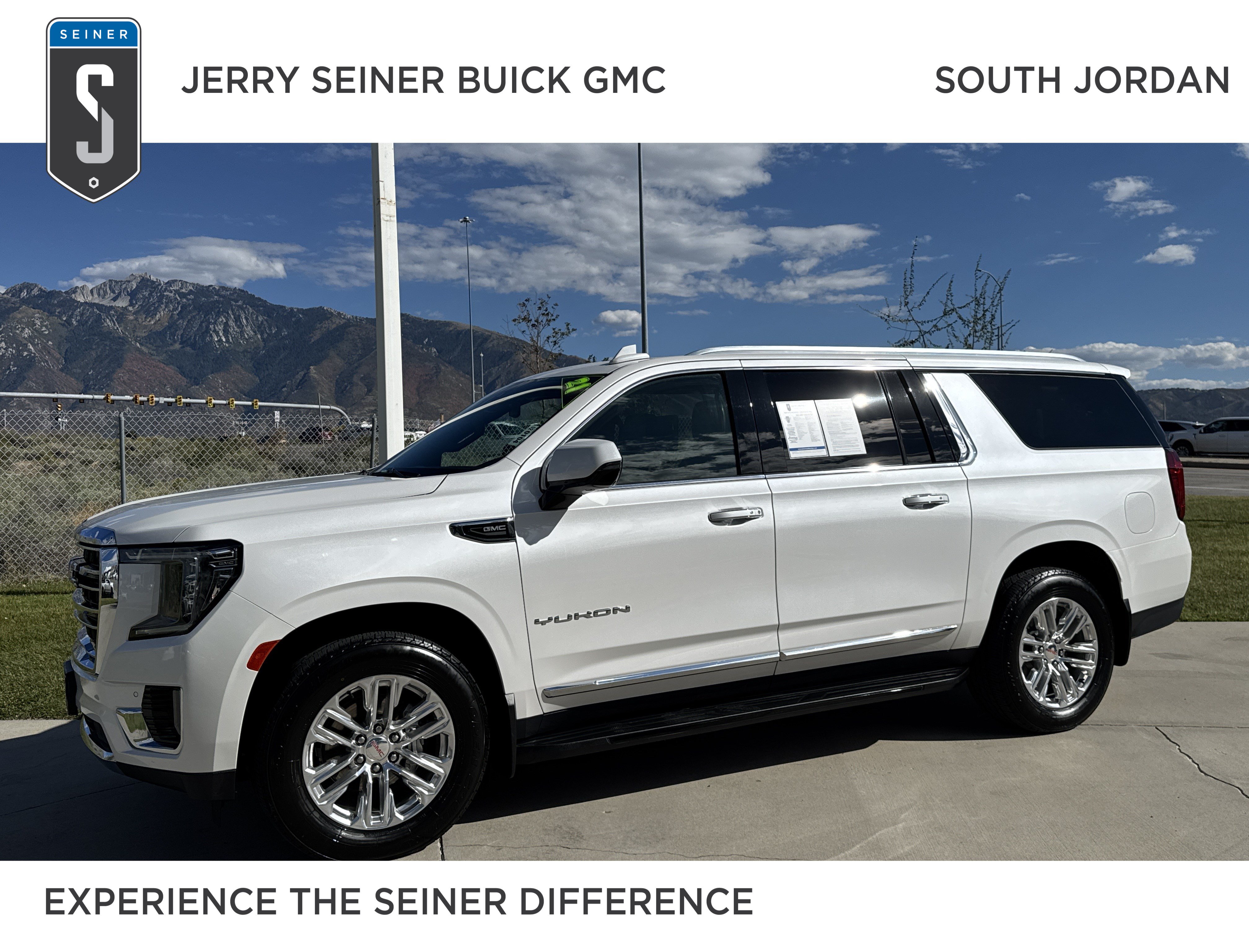 Used 2021 GMC Yukon XL SLT w/ SLT Luxury Plus Package AWD/4WD image 1