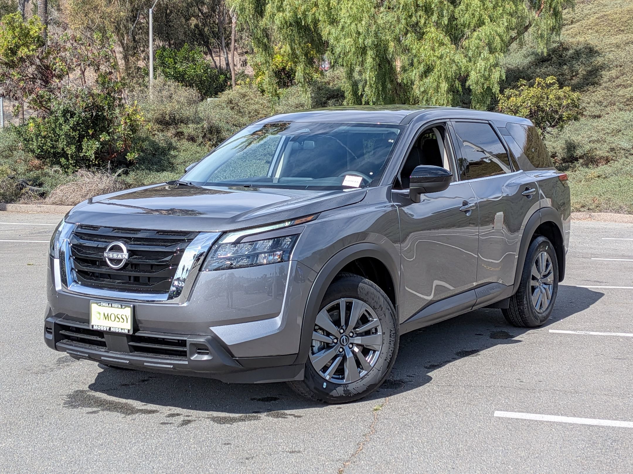 New 2025 Nissan Pathfinder S