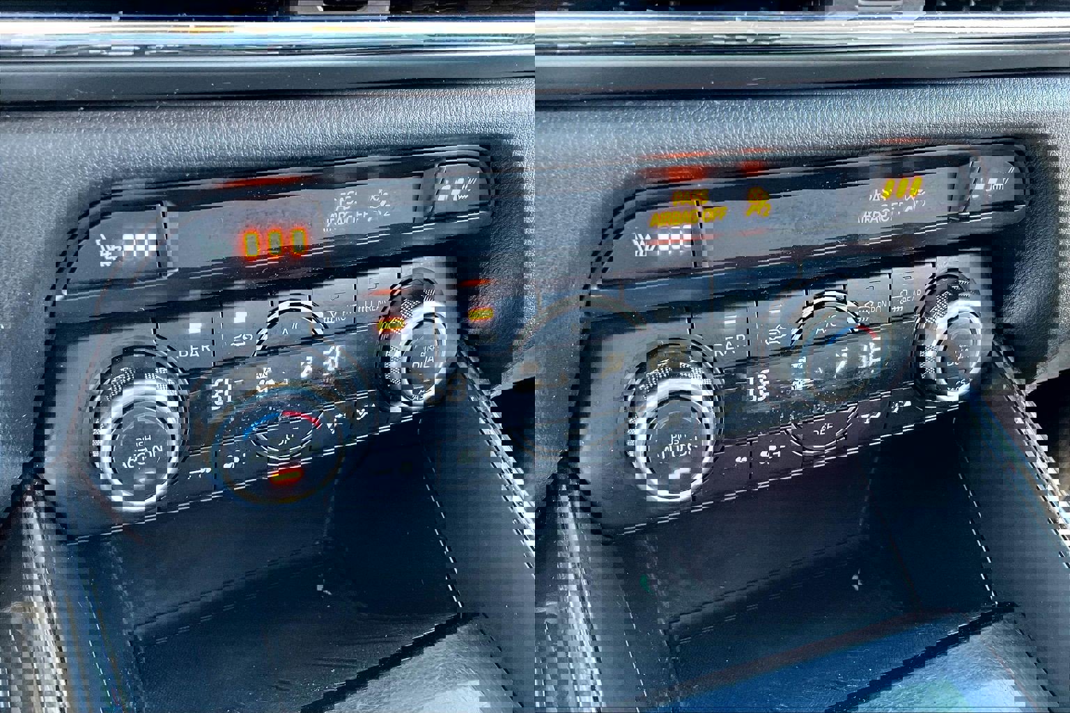 Used 2018 MAZDA CX-9 Touring w/ Touring Premium Package image 40