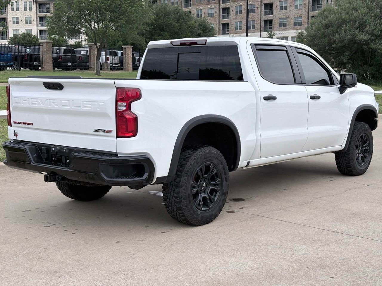 Used 2024 Chevrolet Silverado 1500 ZR2 AWD/4WD image 3