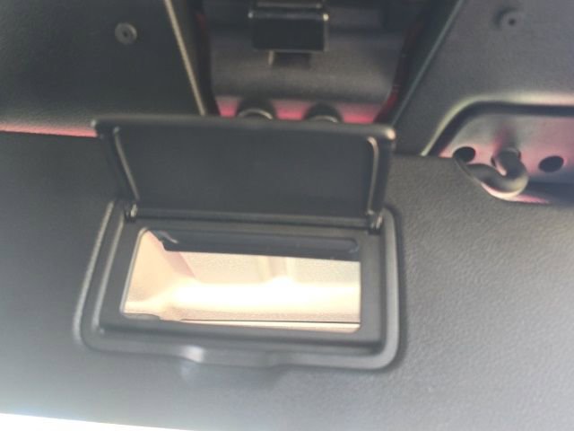 Used 2023 Jeep Gladiator Sport image 32