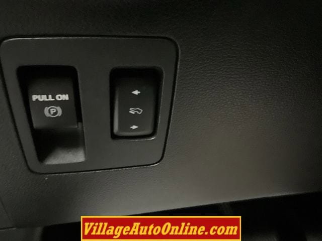 Used 2020 Ford F150 Lariat w/ Equipment Group 502A Luxury AWD/4WD image 57