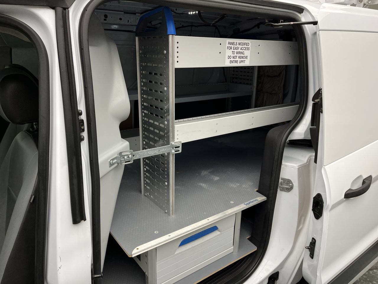 Used 2016 Ford Transit Connect XL FWD image 9