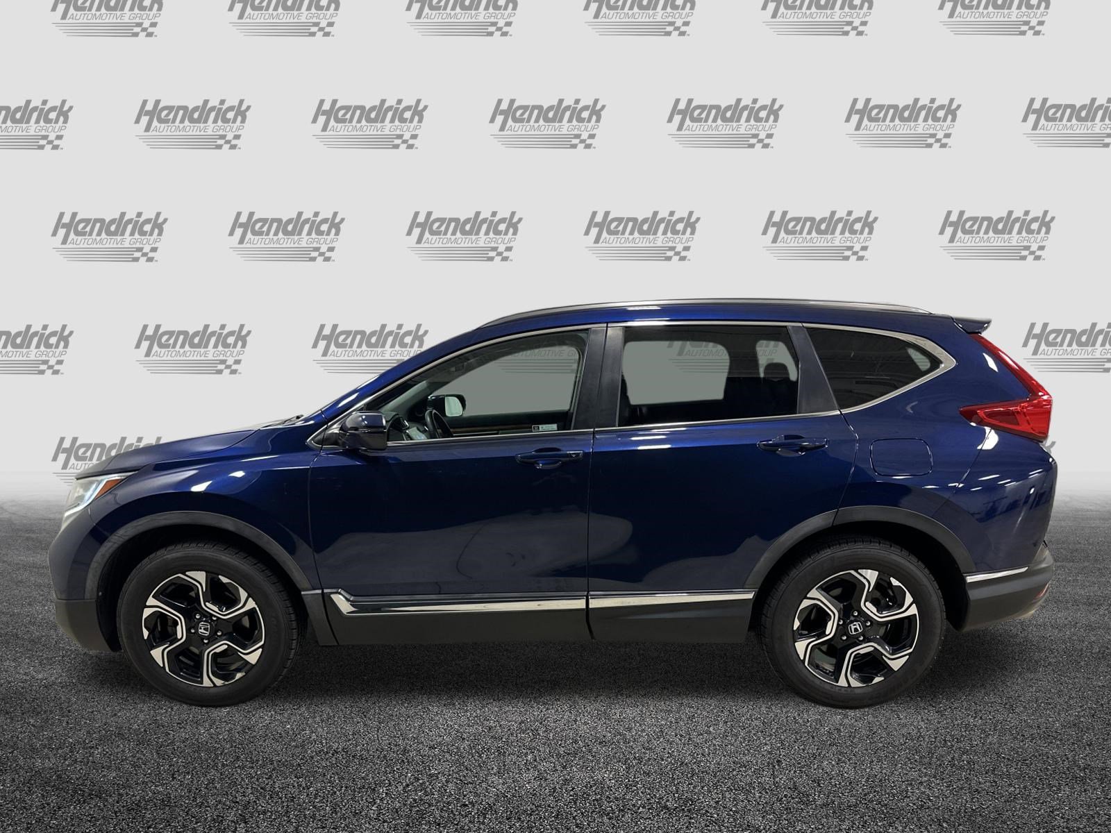 Used 2018 Honda CR-V Touring image 7