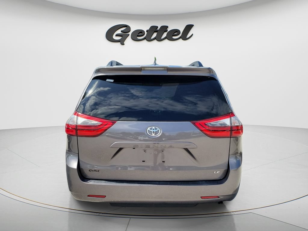 Used 2020 Toyota Sienna LE FWD image 6