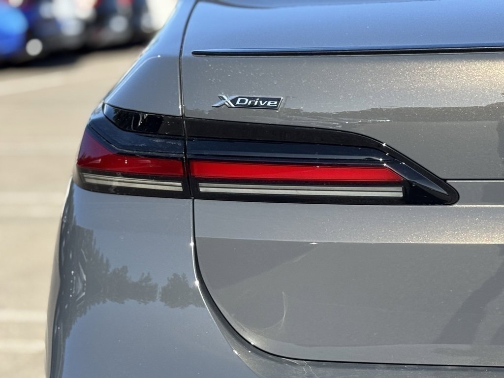 New 2026 BMW 750e xDrive w/ Executive Package image 13
