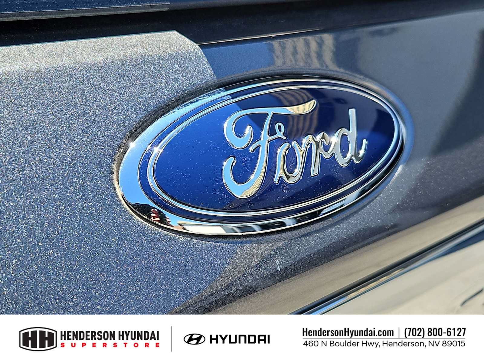 Used 2023 Ford Explorer XLT w/ Equipment Group 202A RWD image 11