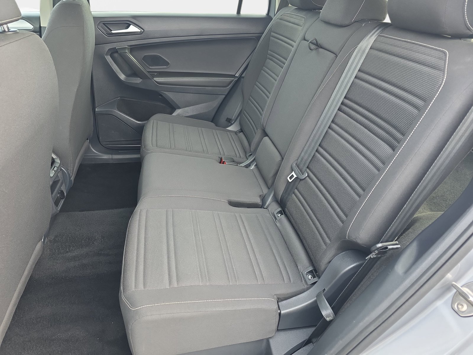 Used 2024 Volkswagen Tiguan S image 13