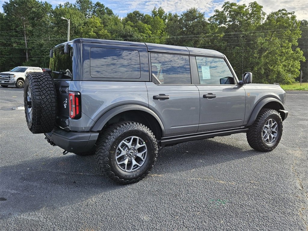 New 2025 Ford Bronco Badlands image 11