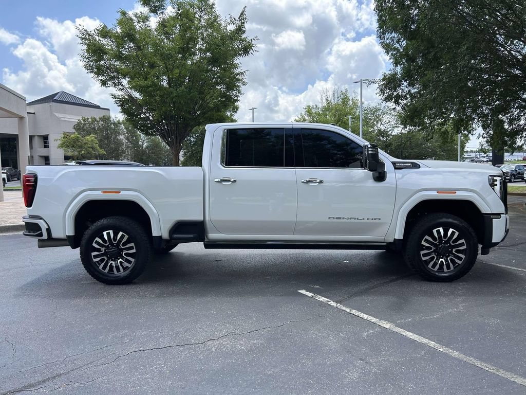 Used 2025 GMC Sierra 2500 Denali Ultimate w/ Max Trailering Package AWD/4WD image 2
