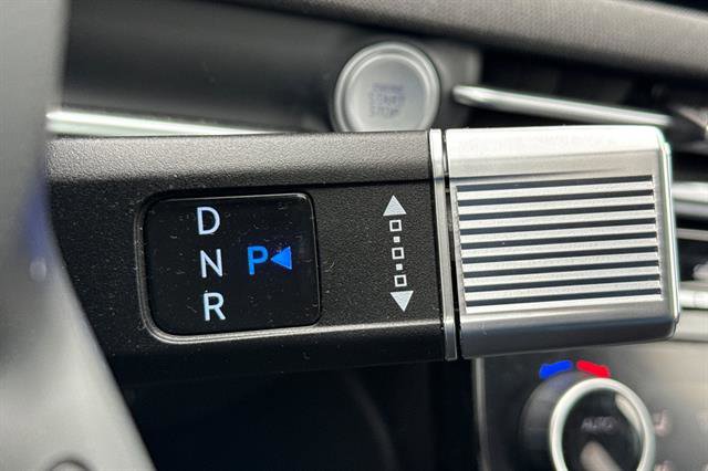 Used 2025 Hyundai Tucson Limited image 25