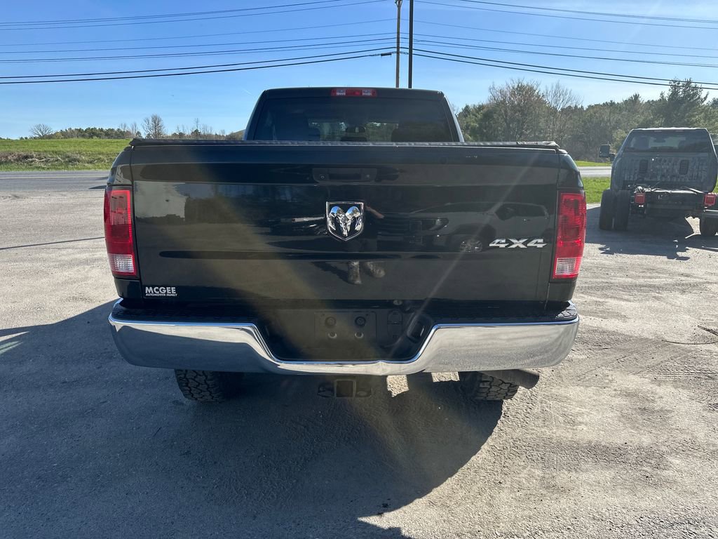Used 2018 RAM 2500 Tradesman w/ Chrome Appearance Group AWD/4WD image 4