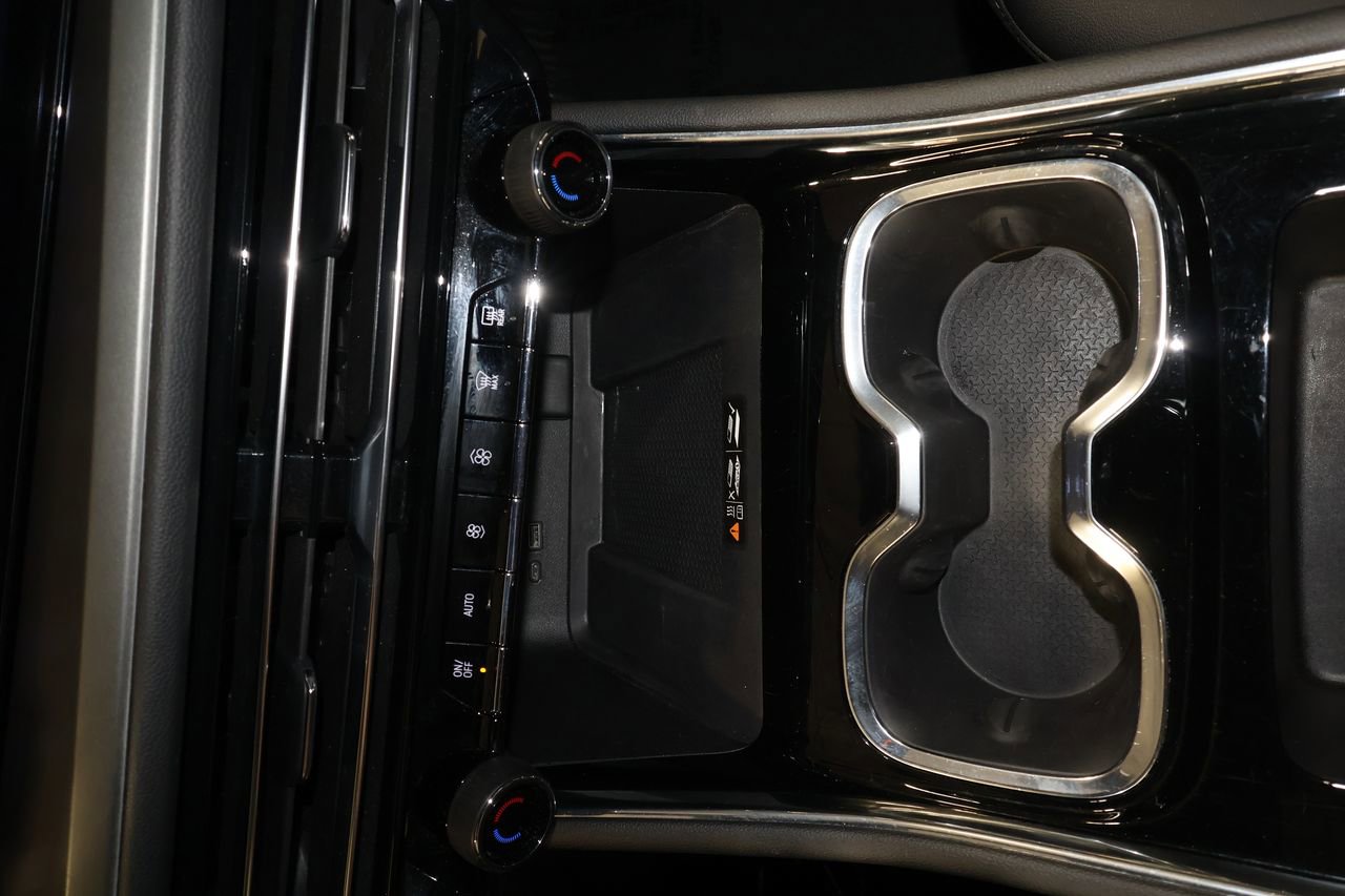 Certified 2025 Chevrolet Traverse LT image 15