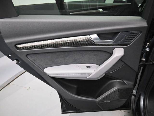 Used 2024 Audi SQ5 Premium Plus image 30