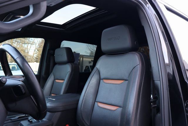 Used 2025 GMC Sierra 2500 AT4 w/ AT4 Premium Plus Package image 4