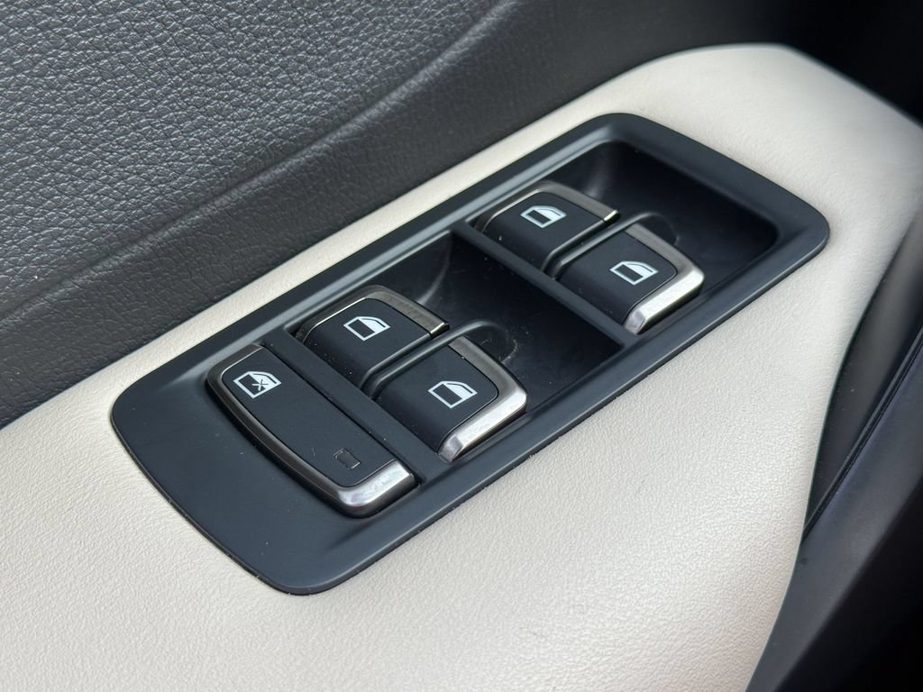 Used 2024 VinFast VF 8 Plus AWD/4WD image 24